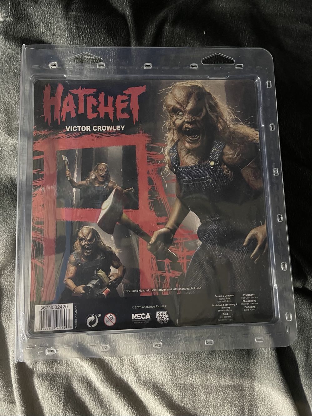 Hatchet - Neca (Hatchet) action figure collectible [Barcode 634482560600] - Main Image 3