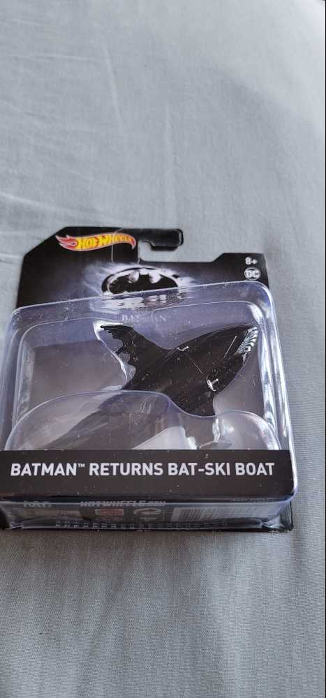 Batman - Cat Woman - Resin Statue - Premier Collection