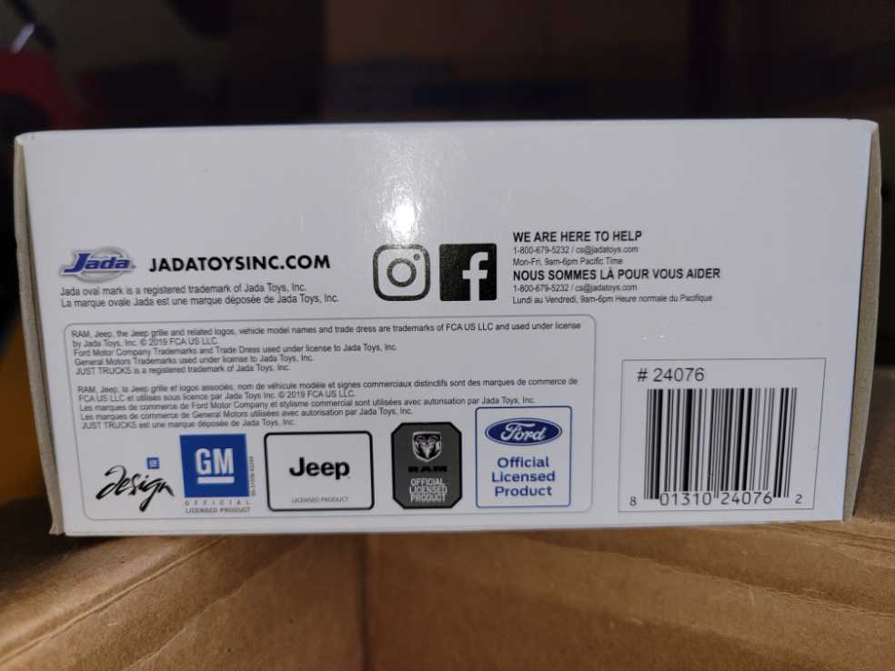 Jada Just Trucks 1973 Ford Bronco - JADA TOYS, Inc. action figure collectible [Barcode 801310240762] - Main Image 2