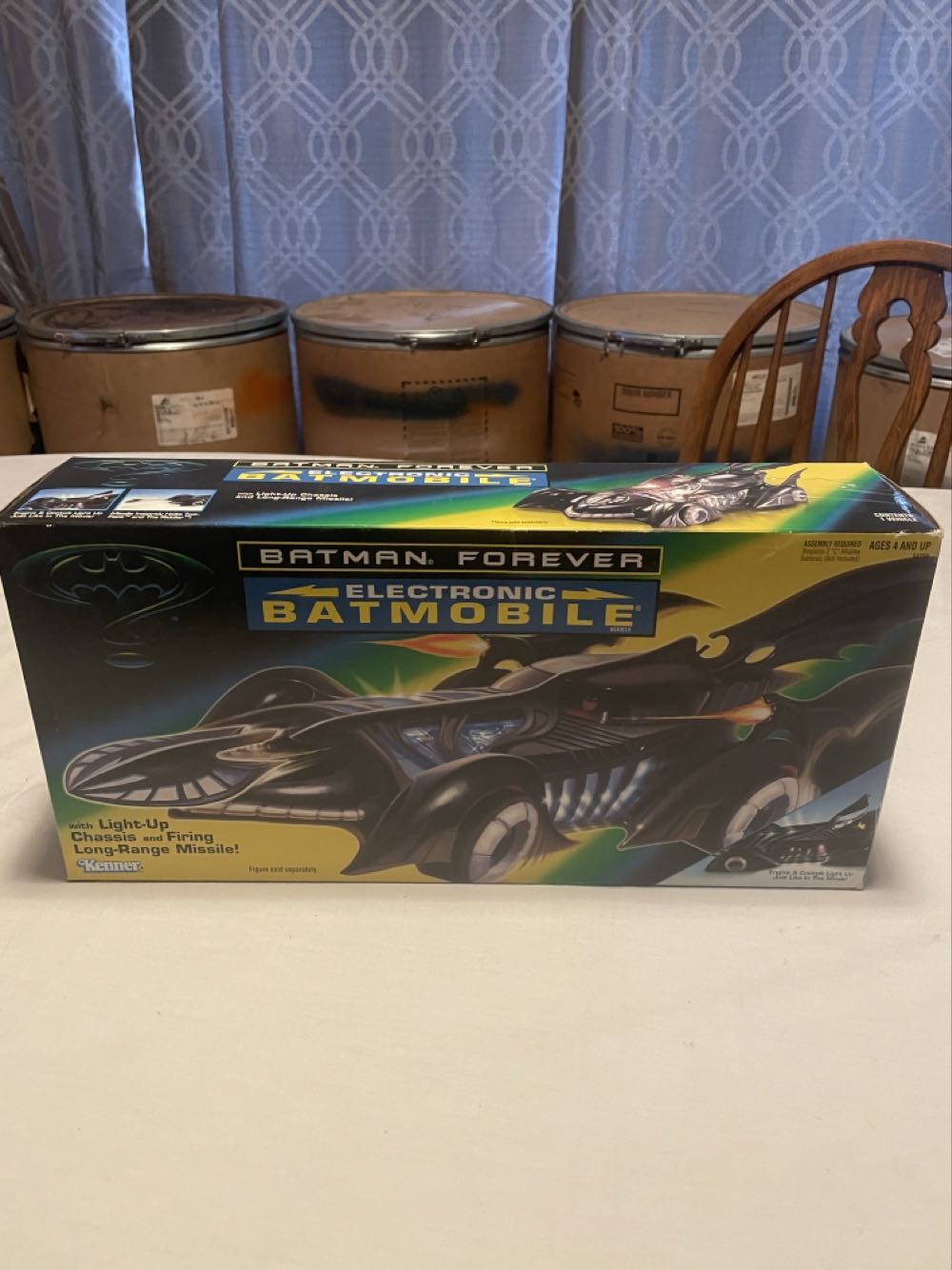 Batman (Batman Forever):  Electronic Batmobile - Kenner (Batman Forever) action figure collectible [Barcode 076281641584] - Main Image 2