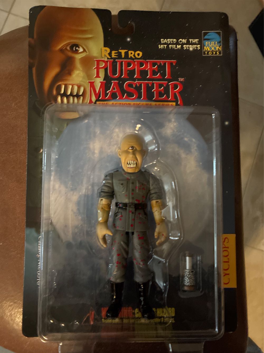 Retro Puppet Master: Cyclops (Bloody) - Full Moon Toys (Horror) action figure collectible [Barcode 728096601627] - Main Image 3