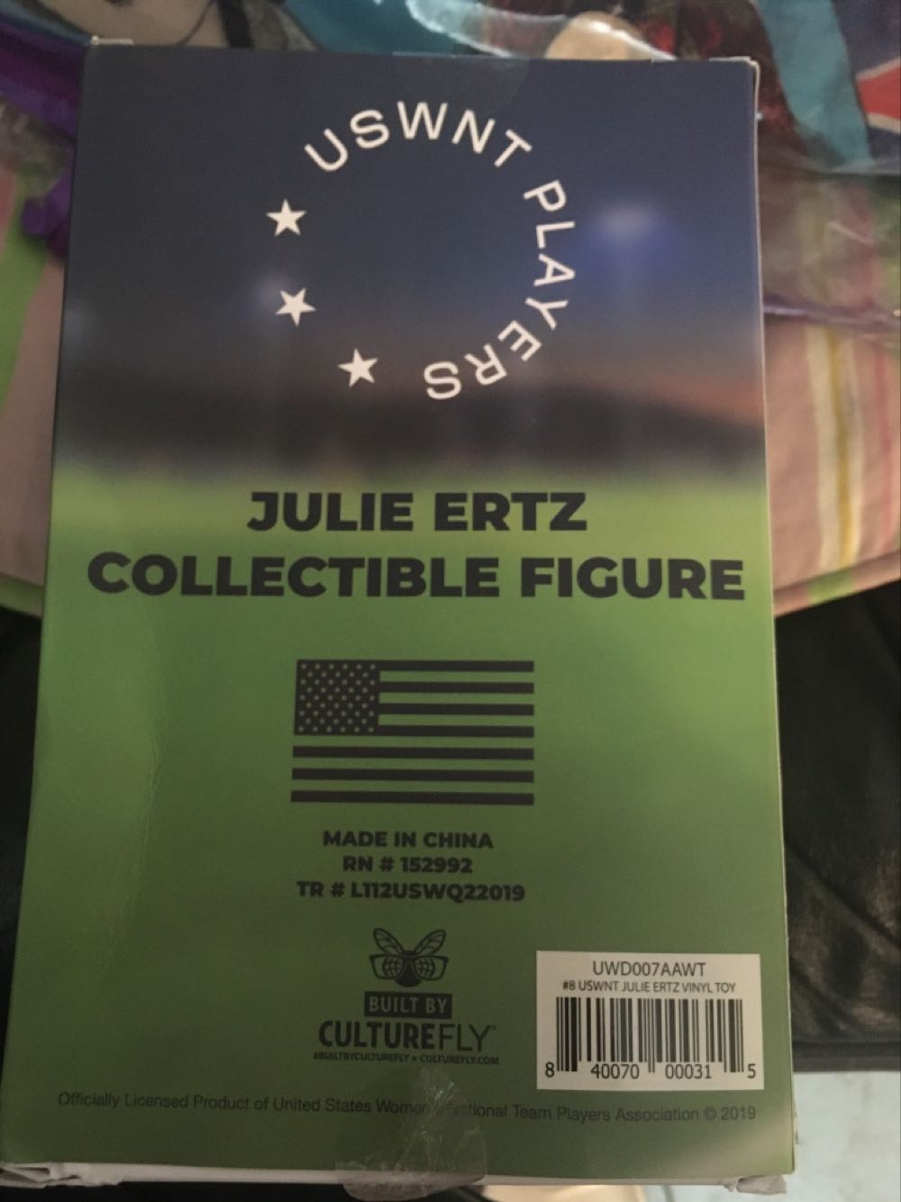Julie Ertz Soccer #8 - CultureFly (USWNT) action figure collectible [Barcode 840070000315] - Main Image 3