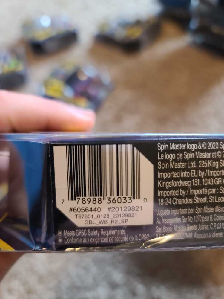 The Joker (Translucent Purple) - Spinmaster (The Caped Crusader) action figure collectible [Barcode 778988360330] - Main Image 2