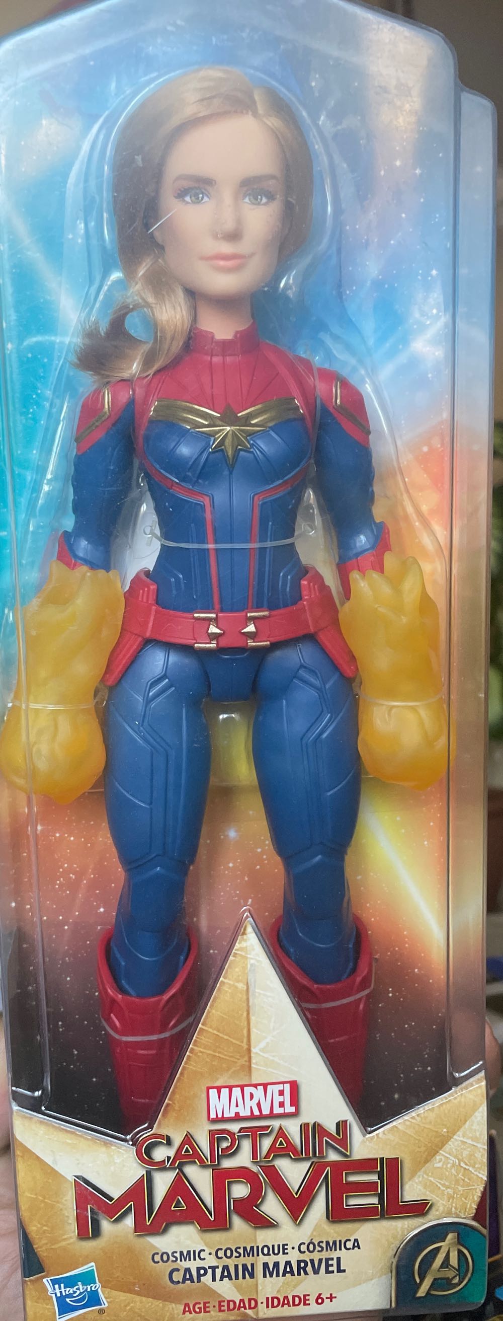 Captain Marvel - Carl Danvers (Doll) - Hasbro (MARVEL) action figure collectible [Barcode 630509758692] - Main Image 3