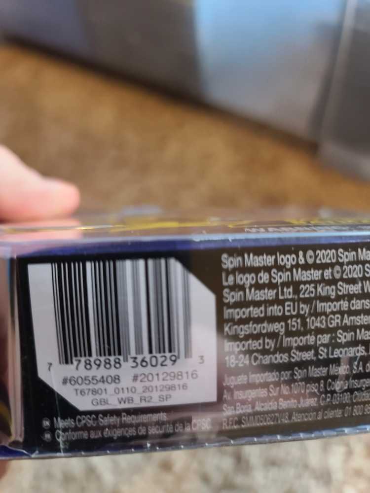 Bat-tech Batman (Black Variant) - Spinmaster (The Caped Crusader) action figure collectible [Barcode 778988360293] - Main Image 2