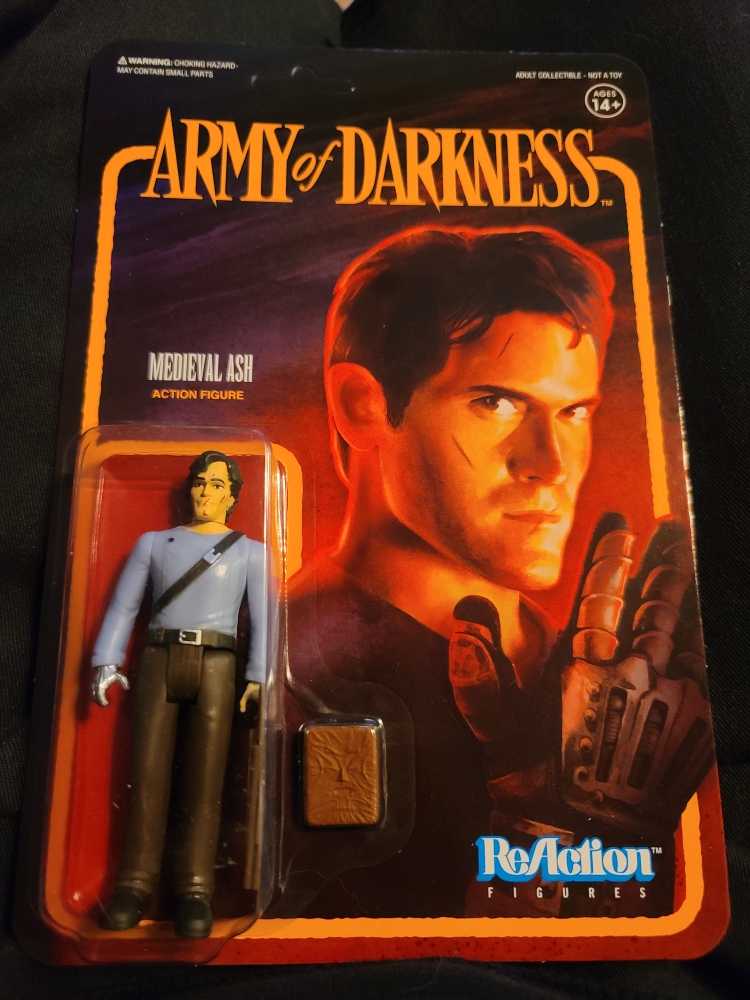 Army Of Darkness: Medieval Ash - Super 7 (ReAction Figures) action figure collectible [Barcode 811169038915] - Main Image 2
