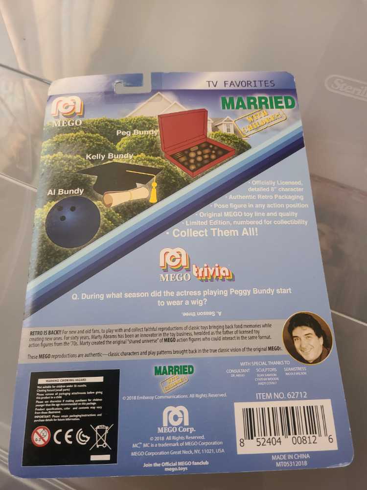 Mego Married With Children Peggy Bundy - Mego (Married With Children) action figure collectible [Barcode 852404008126] - Main Image 2