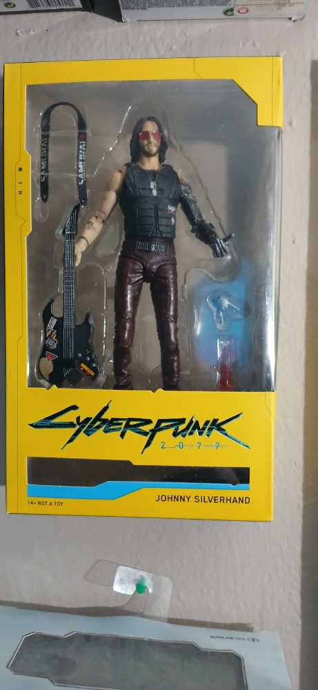 Johnny Silverhand - McFarlane Toys (Cyberpunk 2077) action figure collectible [Barcode 787926135015] - Main Image 2