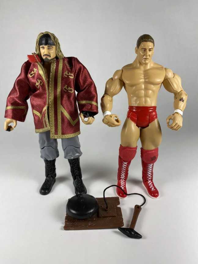 Trish Stratus - Jakks Pacific (Adrenaline) action figure collectible [Barcode 039897930022] - Main Image 4