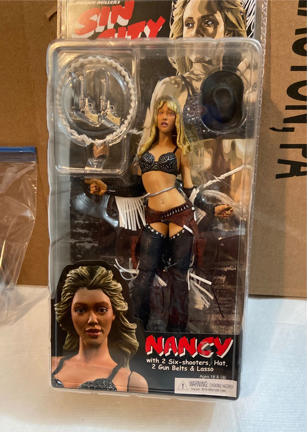 MISC: Sin City Nancy - Neca (Sin City) action figure collectible [Barcode 634482332078] - Main Image 2