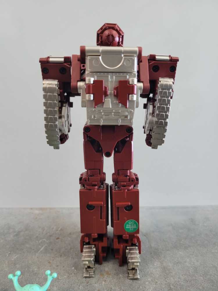 Warpath - Fans Toys (Autobot) action figure collectible - Main Image 3
