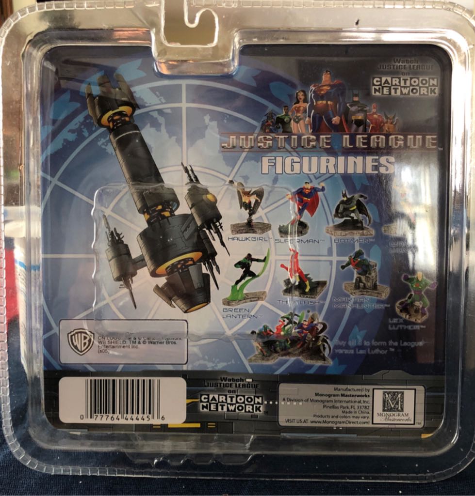 Justice League-The Flash - Monogram International Inc. (DC Comics: Justice League Figurines) action figure collectible [Barcode 077764444456] - Main Image 2