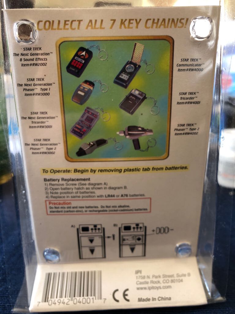 Star Trek TOS Electronic Keychain Tricorder - IPI (Stsr Trek Keychain) action figure collectible [Barcode 704942040017] - Main Image 2