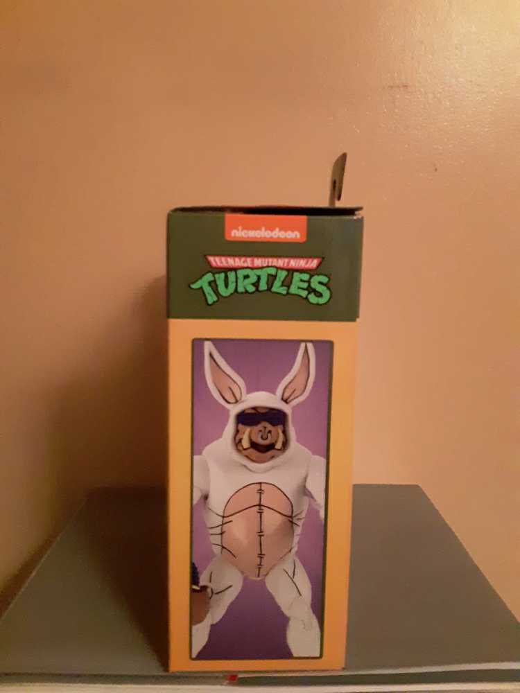 TMNT Cartoon Bunny Suit Bebop - Neca (NECA TMNT Cartoon Series) action figure collectible [Barcode 634482541777] - Main Image 4