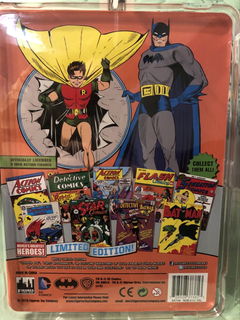 Robin - The Boy Wonder - Yellow Cape - Figures Toy Company (Batman) action figure collectible [Barcode 728028373813] - Main Image 2