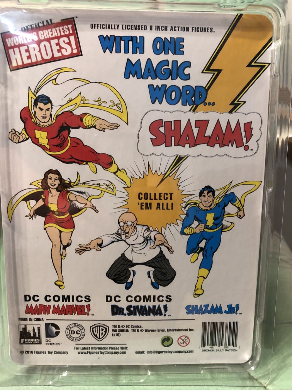 Shazam-Billy Batson - Figures Toy Company (Shazam) action figure collectible [Barcode 744881538251] - Main Image 2