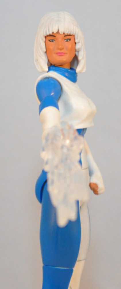 DC Universe Classics, Signature Collection: Ice - Mattel (DC Comics - Super Heroes) action figure collectible - Main Image 2