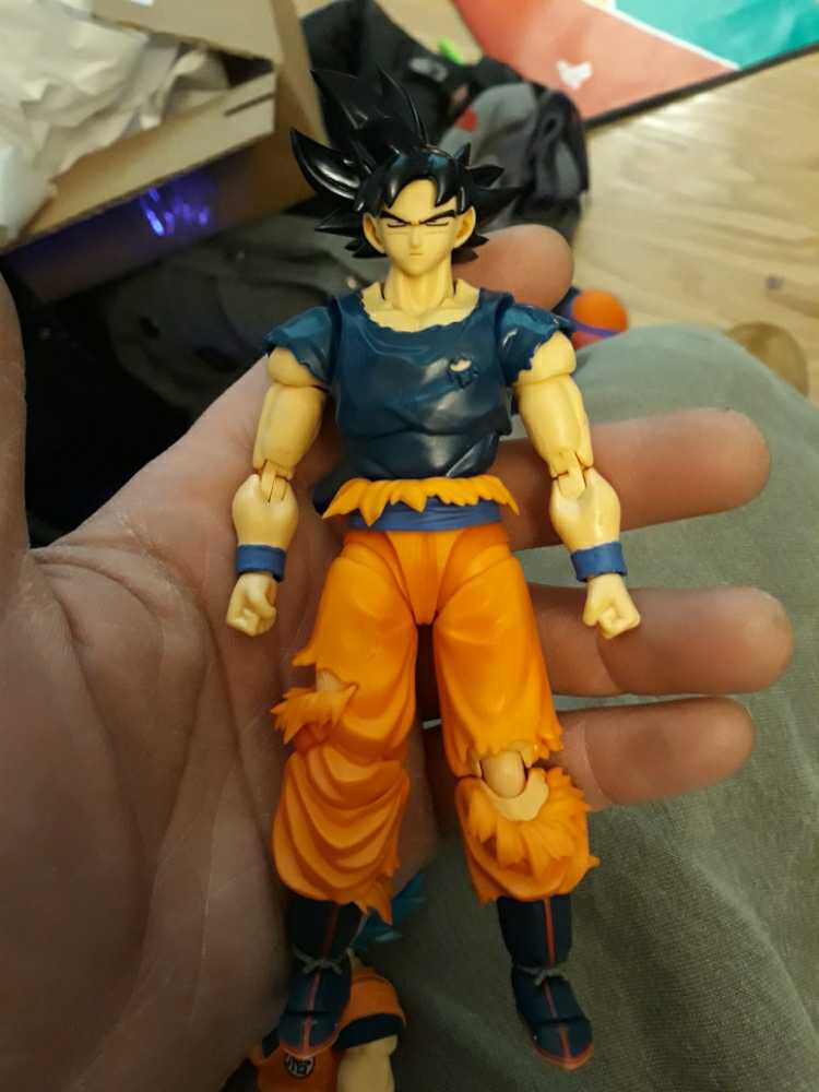 Tenacious  Martialist (Ultar Instinct Sign Goku) - Demonical Fit (Dragon Ball Super) action figure collectible - Main Image 1