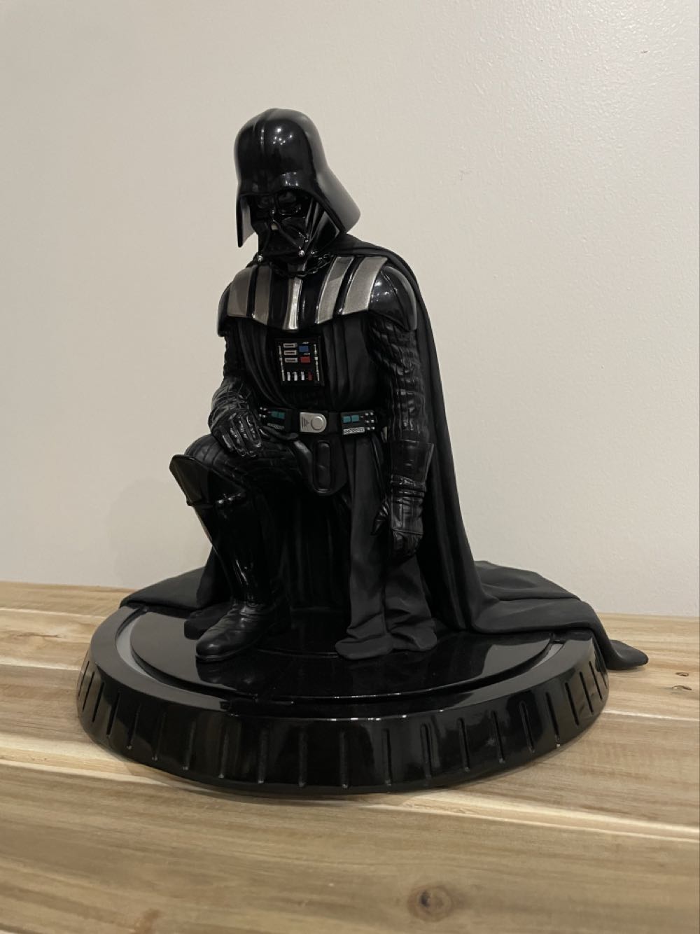 Darth Vader Gentle Giant - Gentle Giant (Star Wars) action figure collectible - Main Image 2