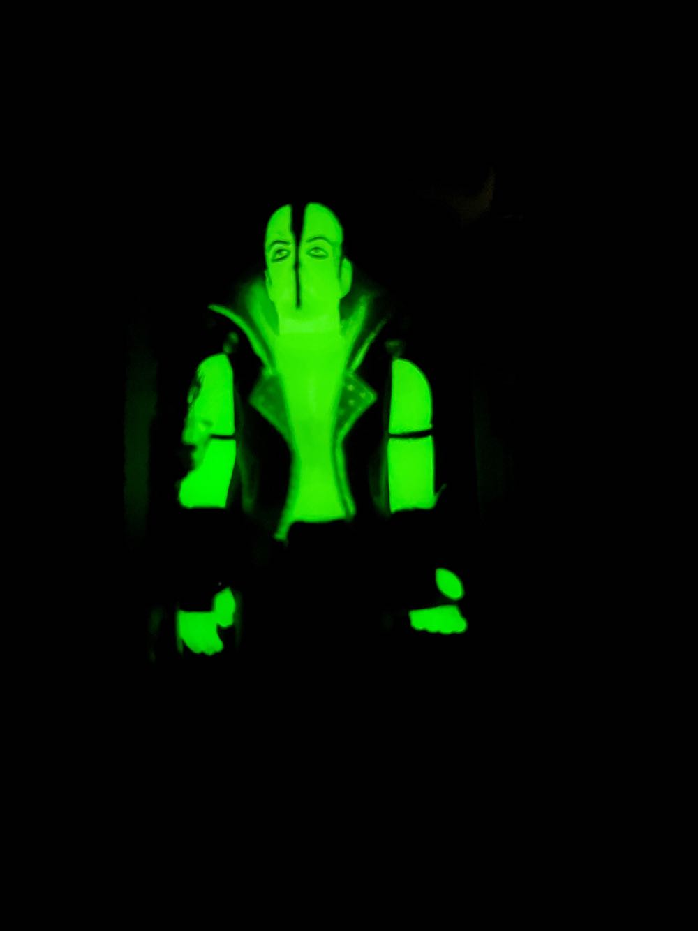 Misfits- Jerry Only ( Glows In The Dark) - Super 7/ReAction action figure collectible [Barcode 811169038960] - Main Image 2