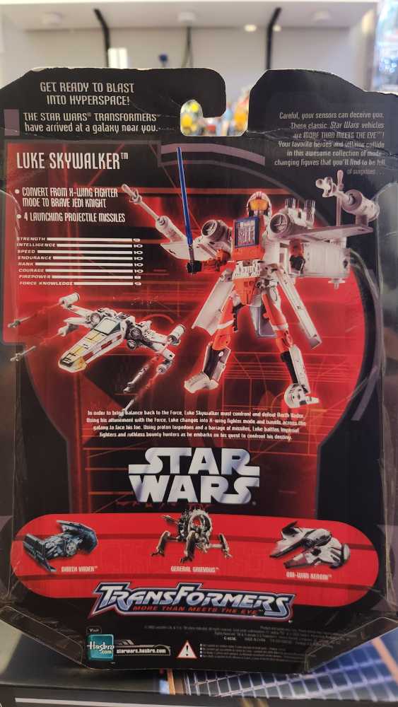 Collab Luke Skywalker to X-Wing Fighter - Hasbro (Transformers Collaborative) action figure collectible [Barcode 653569098645] - Main Image 2