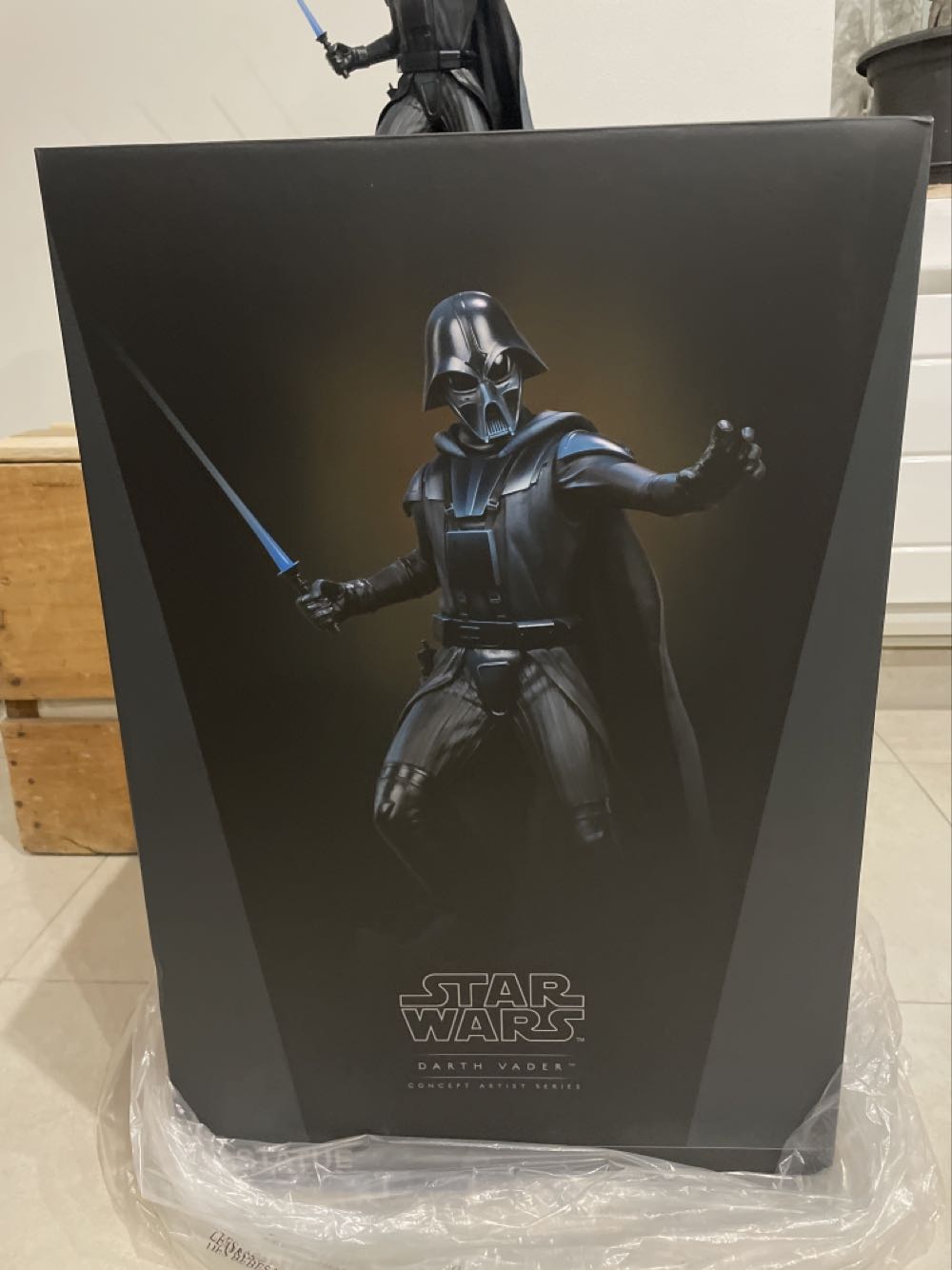 Darth Vader Ralph Mcquarrie - Sideshow (Star Wars) action figure collectible [Barcode 747720230439] - Main Image 2