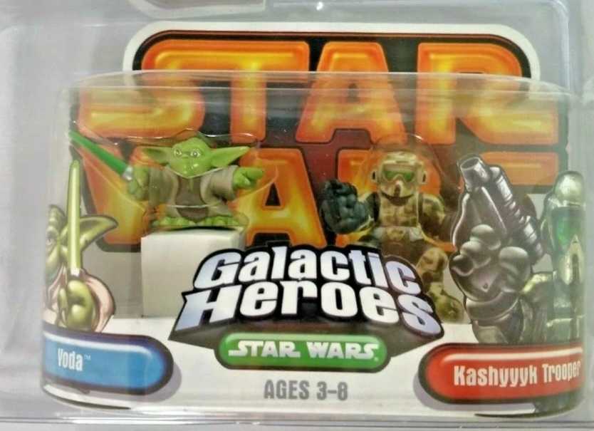 Star Wars Galactic Heroes 2 Pack 2 Inch Tall Action Figure Yoda With Green ...  (Star Wars - Galactic Heroes) action figure collectible [Barcode 653569131014] - Main Image 2