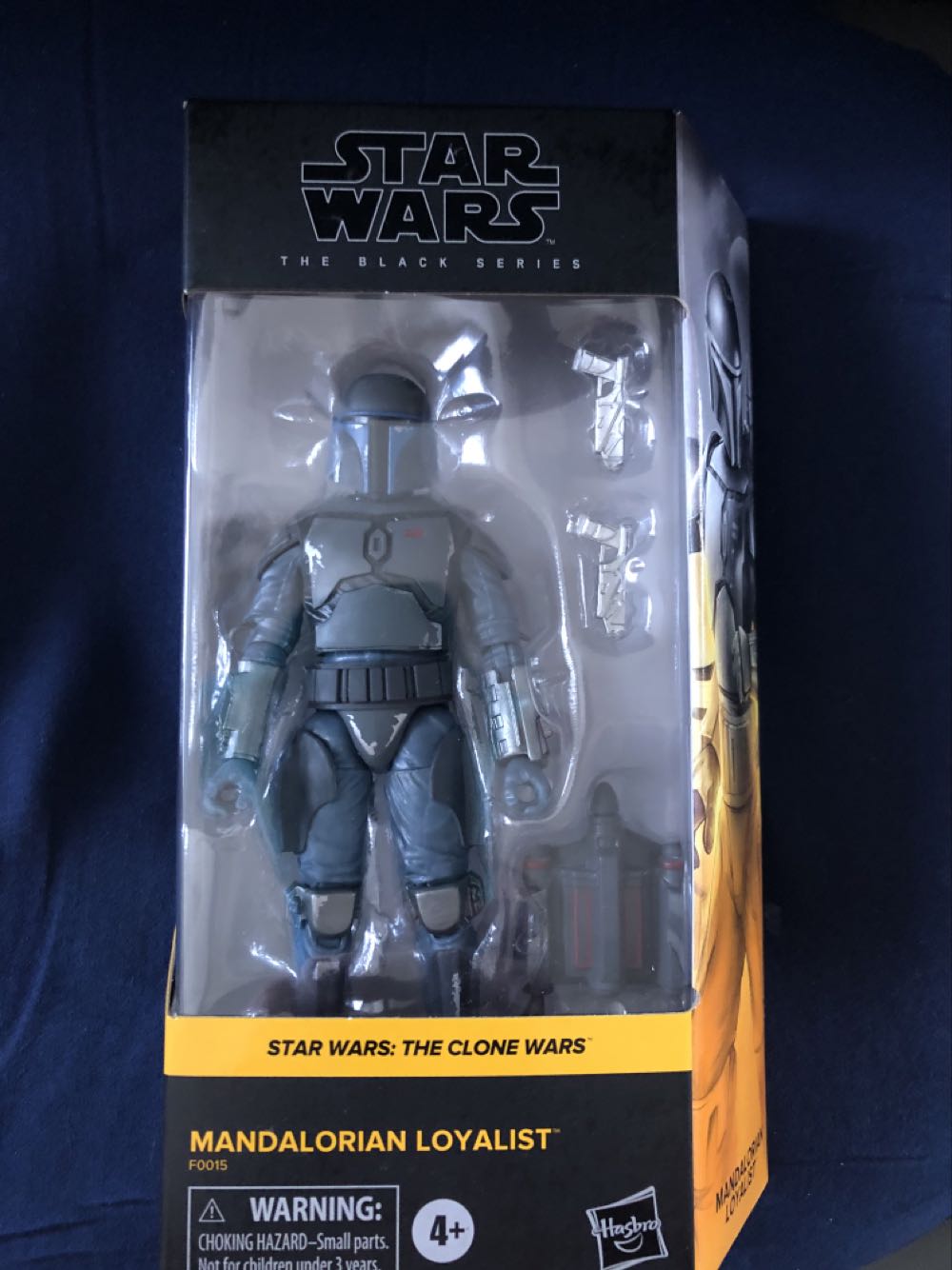 Transformers War for Cybertron Kingdom Core Class -STARSCREAM-