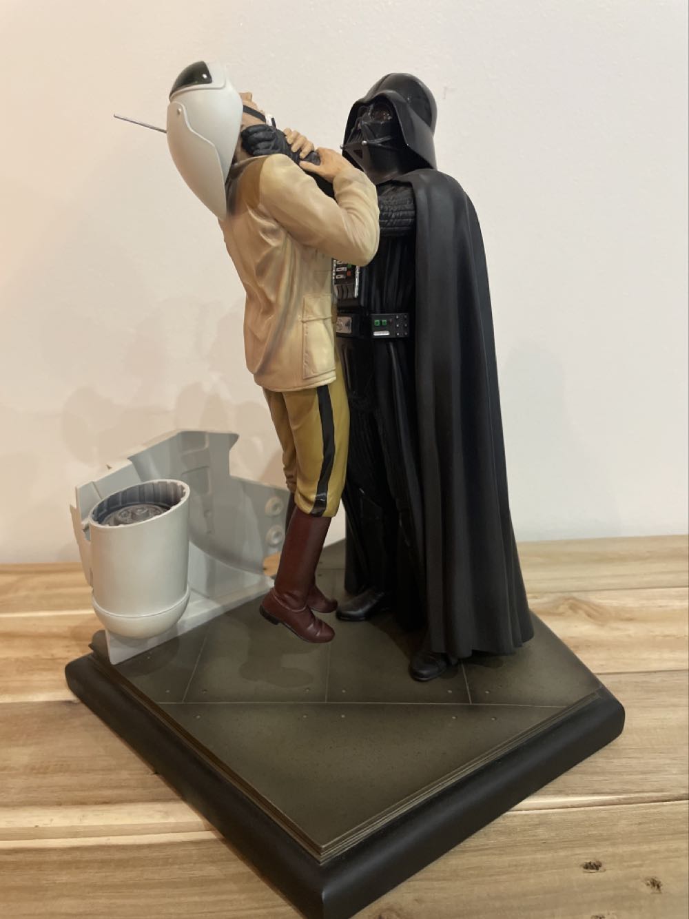 Diplomatic Mission ANH Diorama  - Sideshow (Star Wars) action figure collectible - Main Image 2