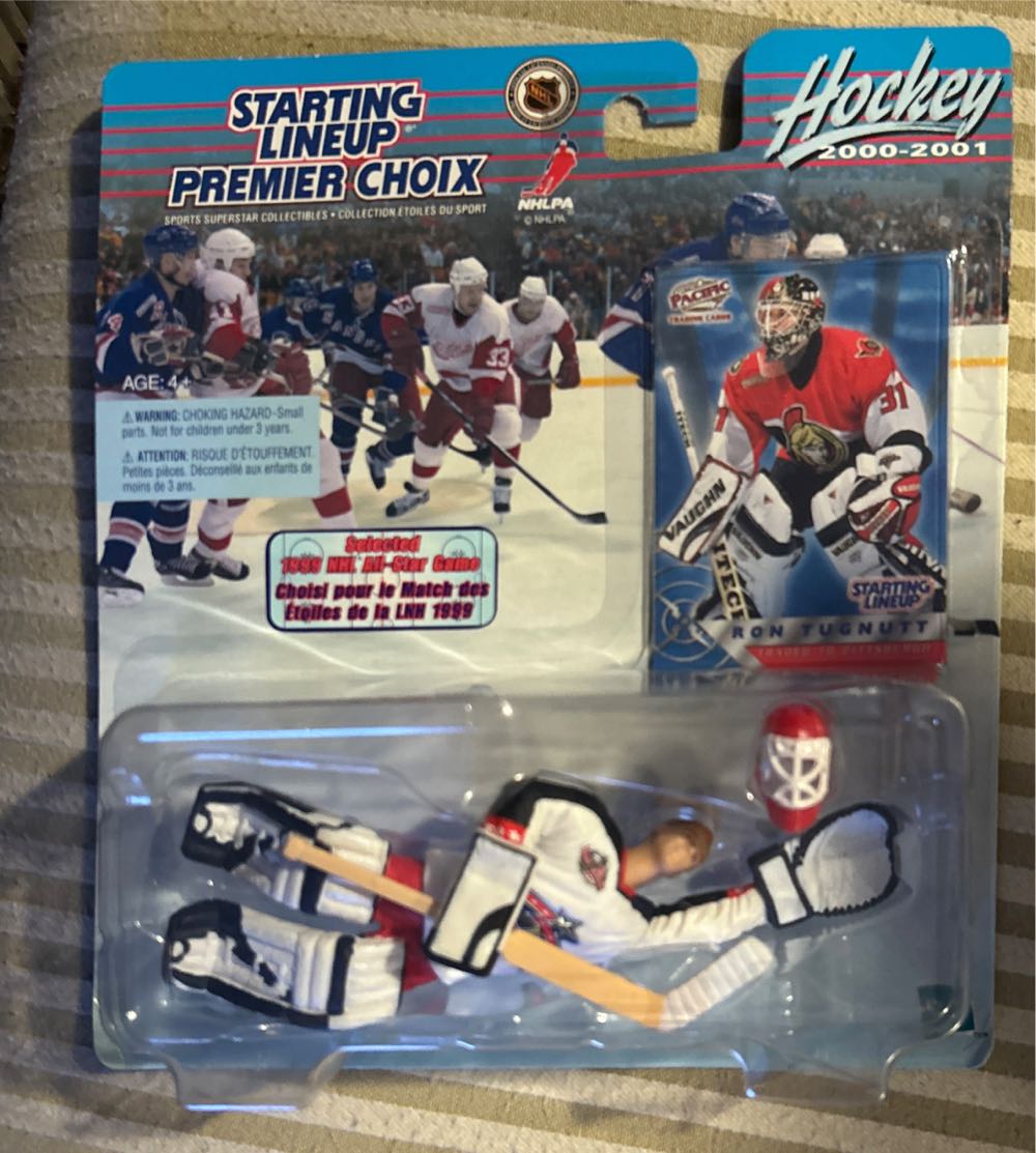 Ron Tugnutt - Hasbro action figure collectible [Barcode 076930730317] - Main Image 2