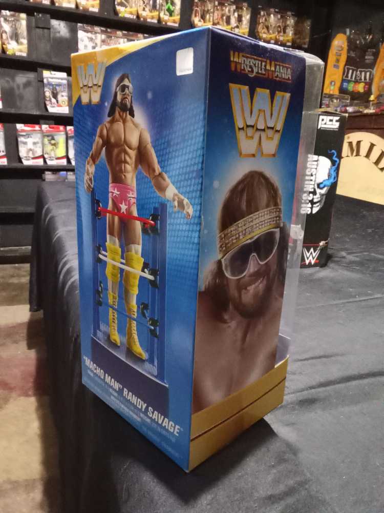 Macho Man Randy Savage - Mattel (WWE Elite Wrestlemania Moment) action figure collectible [Barcode 887961927184] - Main Image 3