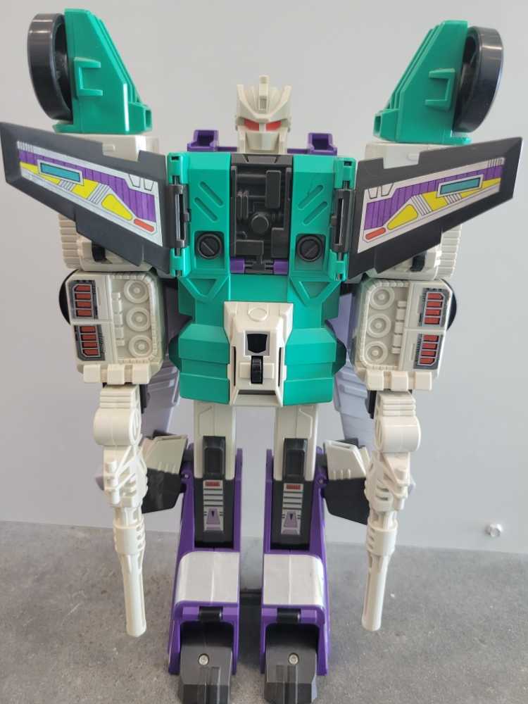 Sixshot  - Hasbro (Transformers) action figure collectible - Main Image 2