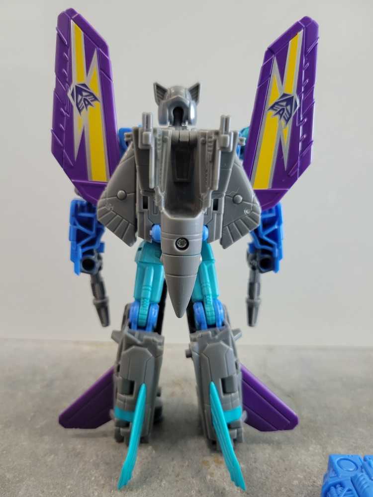 Blackwing Darkwing Robot Mode - Hasbro (Power Of The Primes) action figure collectible - Main Image 3