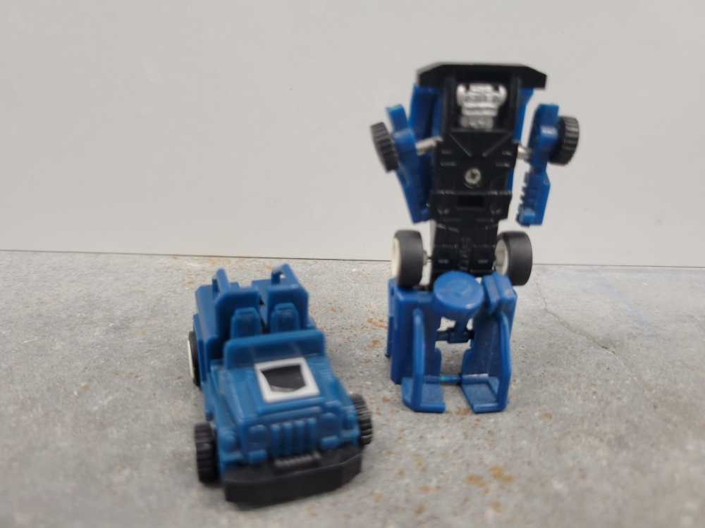 4WD Mini Spy Vehicle Mode Blue - Hasbro (1985) action figure collectible - Main Image 4