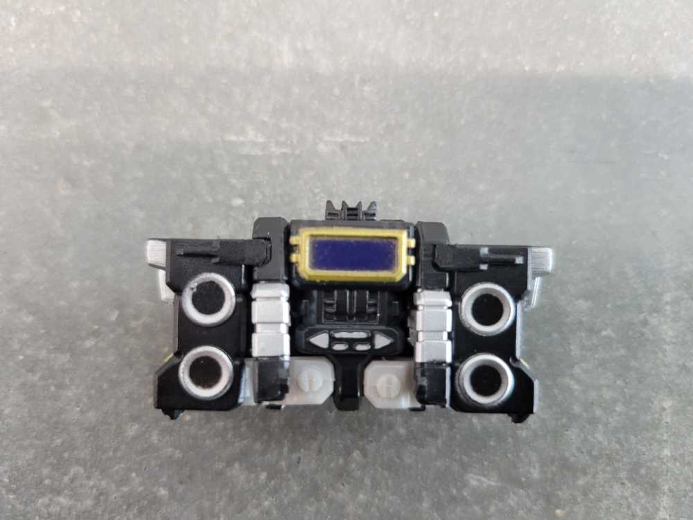 Soundblaster  - Junkion Blacksmith (Junkion Blacksmith) action figure collectible - Main Image 4