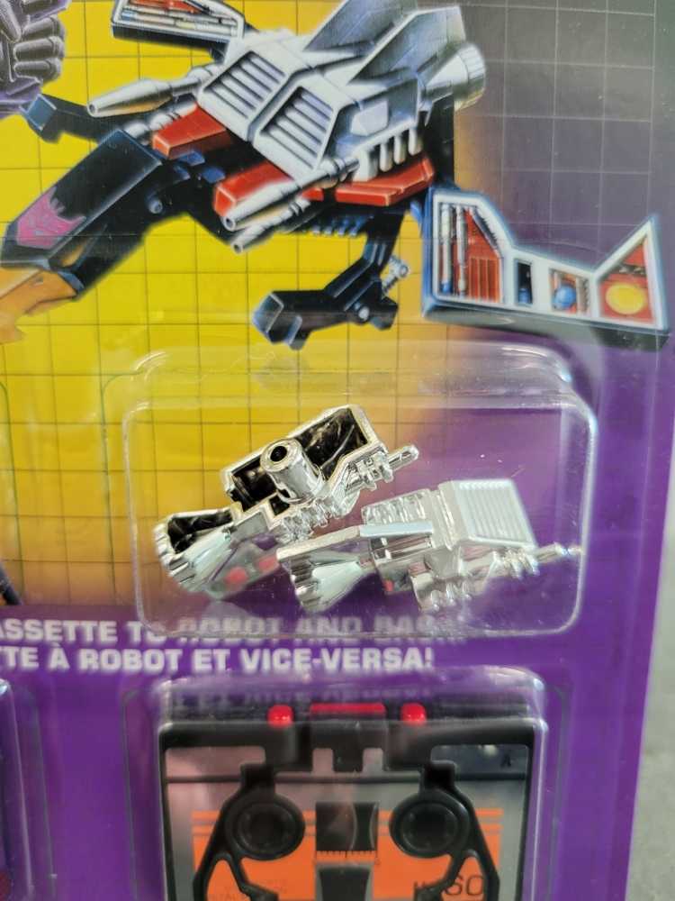 Frenzy And Laserbeak Wal-Mart  - Hasbro (Reissue) action figure collectible - Main Image 2