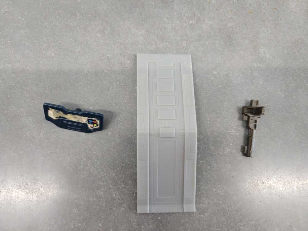 Bruticus 3rd Die Cast Silver Variant Swindle Brawl Onslaught Blast Off Vortex Combaticon - Hasbro (1985) action figure collectible - Main Image 4