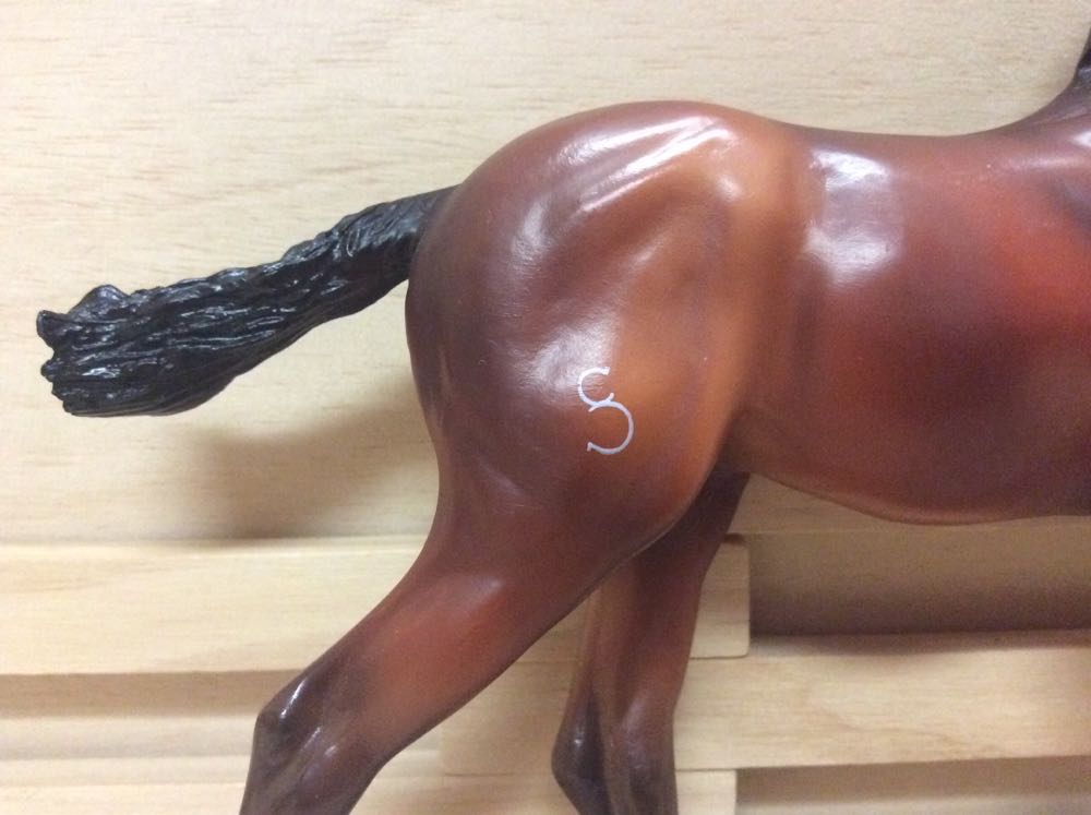 Breyer Horse Gozosa SCS Regular Run  action figure collectible - Main Image 4