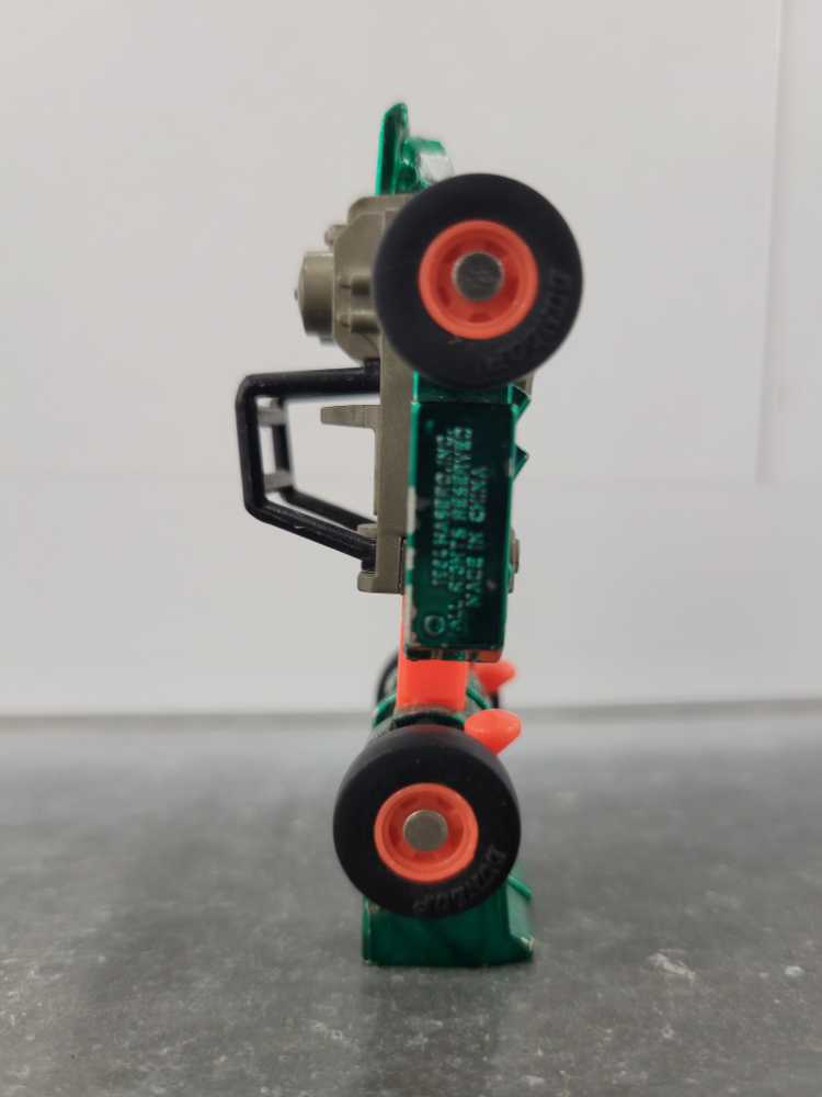 Beachcomber - Hasbro (Generation 2) action figure collectible [Barcode 038976800379] - Main Image 3