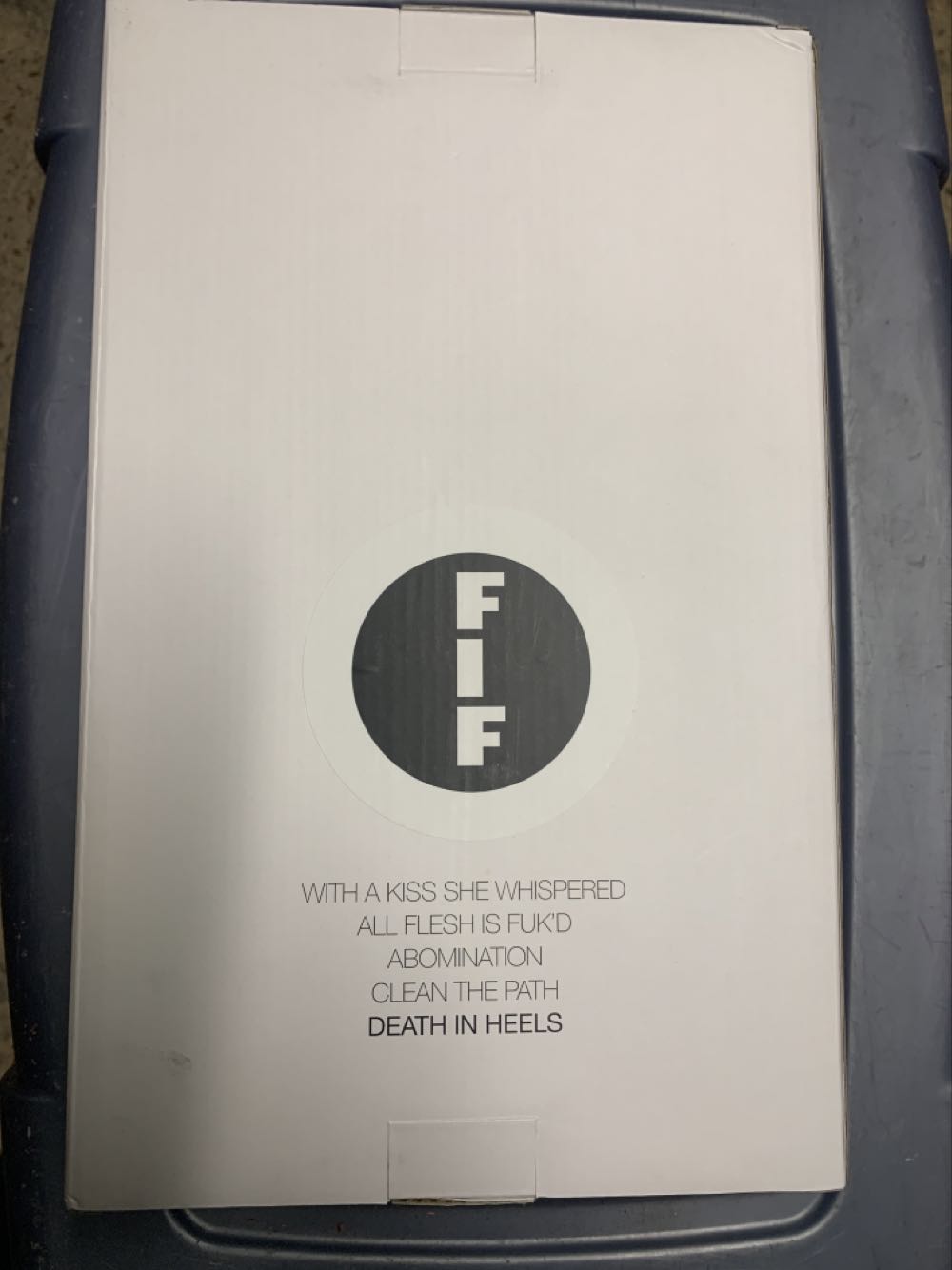 Dresden Frau V1 “woodlands frau” - ThreeA action figure collectible - Main Image 2