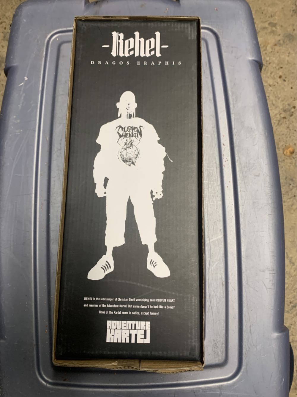 Rebel Dragos Eraphis (Love Heart) - ThreeA action figure collectible - Main Image 2