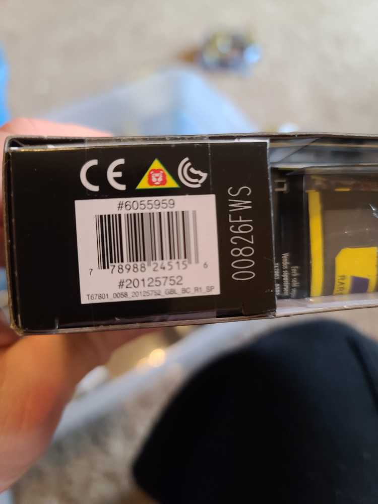 Batman  action figure collectible [Barcode 778988245156] - Main Image 2