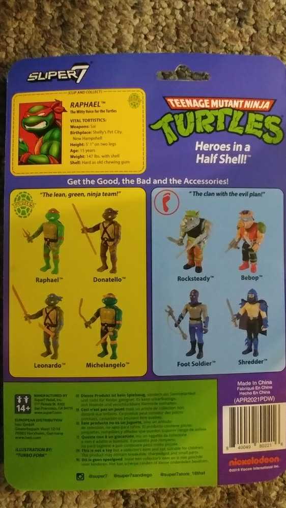 Raphael TMNT Teenage Mutant Ninja Turtles Reaction  - Super 7 / ReAction Figures (Teenage Mutant Ninja Turtles: ReAction Figures) action figure collectible [Barcode 840049802216] - Main Image 2