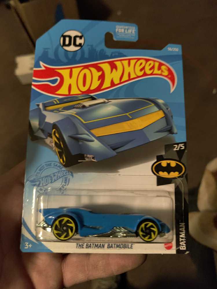 The Batman Batmobile  action figure collectible [Barcode 887961912036] - Main Image 2