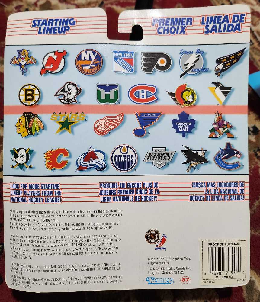 Starting Lineup Mario Lemieux Pittsburgh Penguins  - Kenner action figure collectible [Barcode 076281715520] - Main Image 2