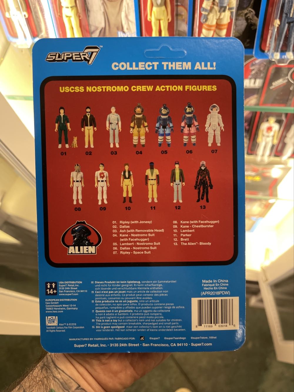 Kane With Facehugger Reaction - Super 7 action figure collectible [Barcode 811169030186] - Main Image 2