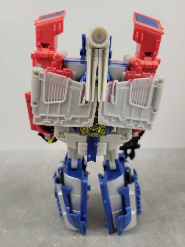 Optimus Prime And Diac - Hasbro (Titans Return) action figure collectible - Main Image 3