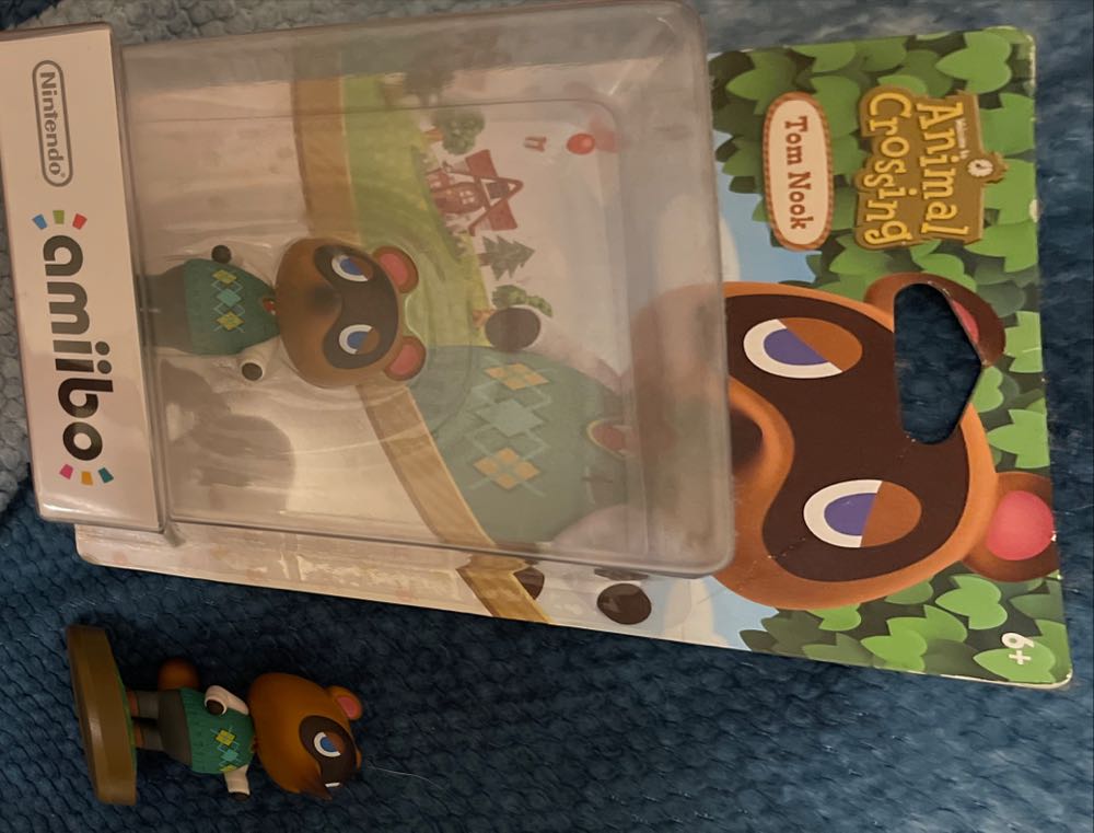 Amiibo: (Animal Crossing: Tom Nook)  action figure collectible [Barcode 045496892609] - Main Image 2