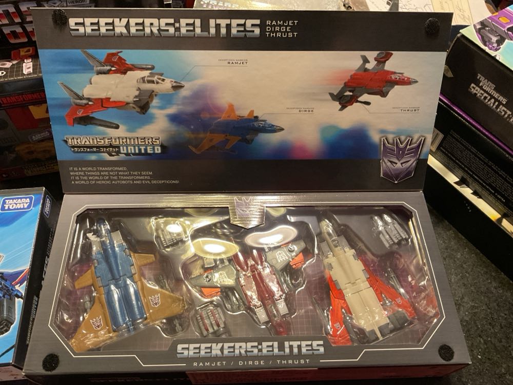 Transformers United Ramjet Dirge Thrust Seeker Elites - Takara action figure collectible [Barcode 4904810463467] - Main Image 2