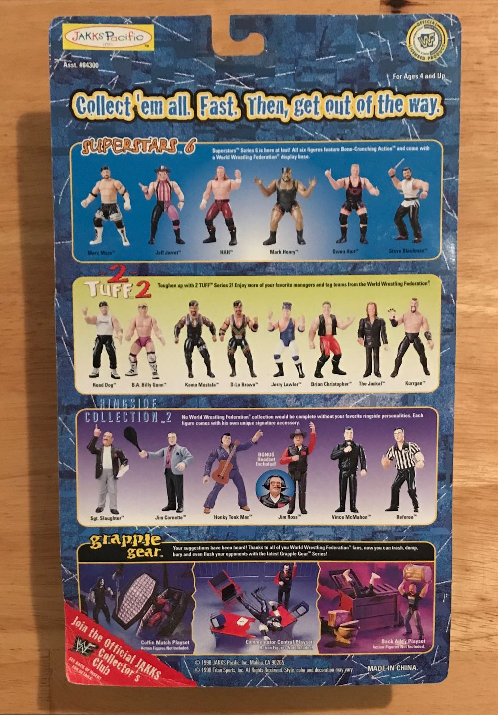 WWF Jakks Pacific BCA Superstars Series 6: “Black Hart” Owen Hart - WWF Jakks Pacific BCA (WWF Jakks Pacific BCA Superstars Series 6) action figure collectible [Barcode 039897843056] - Main Image 2